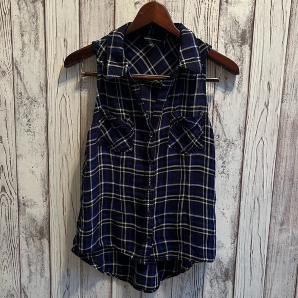 Rock & Republic blue plaid sleeveless top size small